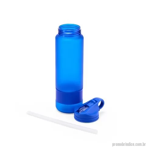 Squeeze personalizado - Squeeze plástico com capacidade de 900ml com acabamento fosco e detalhe emborrachado na parte inferior. Possui tampa rosqueável com alça integrada e bico flip com tampa protetora. Acompanha canudo.