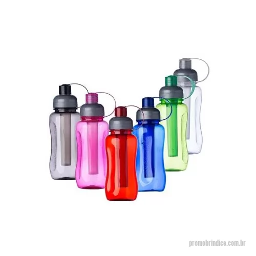 Squeeze plástico personalizado - Garrafa personalizada com tubo térmico é o brinde personalizado que vai manter suas bebidas geladinhas.