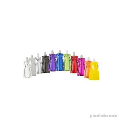 Squeeze plástico personalizado - Descrição: Squeeze dobrável de plástico com 480ml. Squeeze colorido acinturado com mosquetão superior de acordo com a cor do squeeze, possui tampa de bico texturizada e protetor plástico para o bico com alça . Altura : 26 cm Largura : 12,6 cm Peso ap