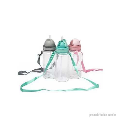 Squeeze plástico personalizado - Hidratação segura, saudável e prática. Com 420 ml de capacidade, nosso squeeze plástico vem com uma tampa protetora que protege o canudo de bactérias e germes. Um simples movimento é suficiente para acessar o canudo de silicone. Além disso, a alça é 