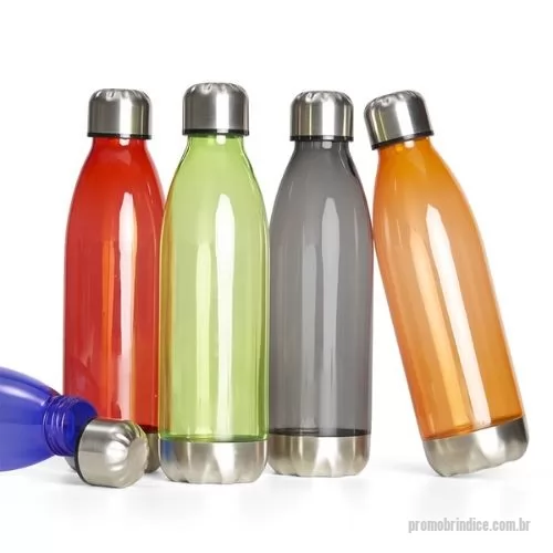 Squeeze plástico personalizado - Descrição: Garrafa plástica 700ml translúcida, possui tampa e base em alumínio.  Altura :  25,5 cm  Largura :  7,1 cm  Circunferência :  22,5 cm  Medidas aproximadas para gravação (CxL):  13,5 cm x 6 cm  Peso aproximado (g):  88