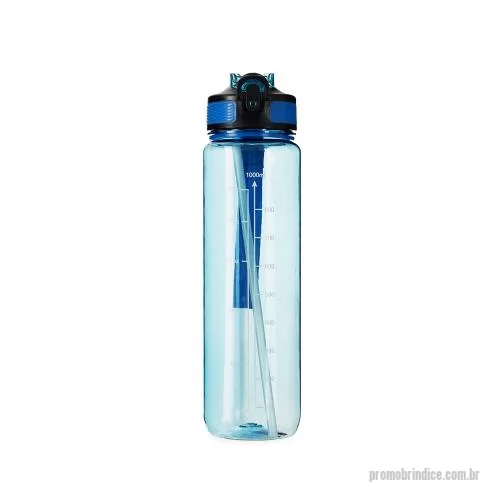 Squeeze plástico personalizado - Squeeze plástico livre de BPA com capacidade máxima de 1,05L e marcação de volume de até 1L. Possui tampa rosqueável com bico flip, tampa protetora, botão de acionamento com trava de segurança. Acompanha canudo interno em plástico e alça para transpo