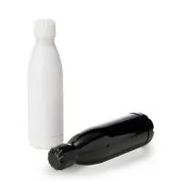 Squeeze com 680ml personalizado, garrafa soprada em PVC com tampa e base em ABS. Brinde com excelente custo, boa área de impressão a garrafa conta com capacidade de 680ml e amplo espaço para personalizar a logomarca de empresas em Silkscreen
