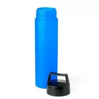 Squeeze Soft Touch Personalizada, fabricadas em material de PVC SOFT TOUCH, as squeezes possuem a capacidade para 700ml, sua tampa é rosqueável, com alça grande para transporte, disponível nas cores: Azul, Fume, Vermelha e Branca, bom espaço para log
