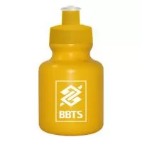 Squeeze de PE resistente e flexível, tampa rosqueável em PP e bico em PVC cristal. Acabamento e vedação impecável. Capacidade de 300 mL