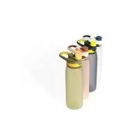 Squeeze plástico com capacidade de 900 ml. Possui tampa rosqueável com tampa protetora para bocal e alça para transporte acoplado. Altura : 25,7 cm Largura : 7,7 cm Circunferência : 24,2 cm Peso aproximado g : 137