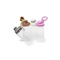 Squeeze plástico com capacidade de 500 ml. Possui tampa rosqueável com tampa protetora para bocal e alça para transporte. Altura : 19,3 cm Largura : 7 cm Circunferência : 22,2cm Peso aproximado g : 98