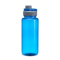 Grande na capacidade e compacta no design, nosso squeeze de 1 litro é a escolha certa para quem busca um produto resistente e prático para os dias de hidratação. Feita em plástico, ela se adapta ao seu ritmo, seja na academia, no parque ou no trabalh