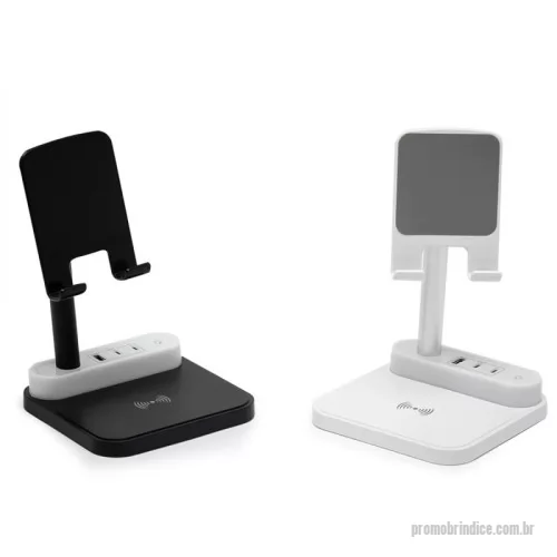 Suporte para celular personalizado - Base de carregamento com suporte retrátil para celular e luminária integrada. Com opções de carregamento via indução ou via cabo, nossa base é prática e funcional. Produzida em plástico com apoios antideslizantes, a base possui duas entradas Tipo-C, uma entrada USB e uma saída Tipo-C.