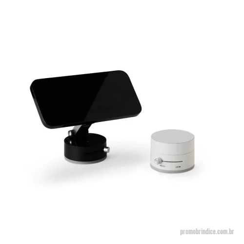 Suporte para celular personalizado - Suporte para celular Personalizado 08333 com sua logomarca. 20 anos ajudando a cotar Brindes Promocionais com várias empresas num único clique. Suporte magnético para smartphones em plástico, possui ajuste em diferentes ângulos de inclinação. Conta com ventosa retrátil via chave seletora para fixação do suporte em superfícies lisas. Apresenta encaixe magnético para posicionar o aparelho na vertical ou horizontal, seja em modelos com suporte à funções magnéticas ou com o auxílio do anel adaptador posicionado no interior da capa de celulares. Acompanha dois anéis magnéticos colantes, um adesivo em policarbonato, um kit de lenços para limpeza de telas e um chave Allen pequena.  Altura: 4 cm Largura: 7,5 cm Circunferência: 18,3 cmSuporte magnético para smartphones em plástico, possui ajuste em diferentes ângulos de inclinação. Conta com ventosa retrátil via chave seletora para fixação do suporte em superfícies lisas. Apresenta encaixe magnético para posicionar o aparelho na vertical ou horizontal, seja em modelos com suporte à funções magnéticas ou com o auxílio do anel adaptador posicionado no interior da capa de celulares. Acompanha dois anéis magnéticos colantes, um adesivo em policarbonato, um kit de lenços para limpeza de telas e um chave Allen pequena.  Altura: 4 cm Largura: 7,5 cm Circunferência: 18,3 cmSuporte para celular Personalizado, 180165, Smart Gifts. Clique e Cote no Portal PromoBríndice!
