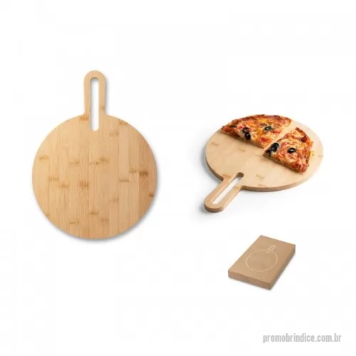 Tábua para petisco e patê personalizada - Tábua de servir em bambu com pega, de grande dimensão e de utilização versátil. Ideal para pizza. Certificação EU Food Grade. Fornecido com caixa presente de papel kraft. 310 x 408 x 12 mm