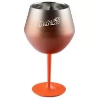 Taça térmica 420ml 2 em 1 com fundo prismático e base destacável. Disponível em diversas cores, pode ser utilizada como taça ou copo. Gravação indelével da logo a laser. Marque sua logomarca num presente útil, inovador, elegante e durável. Despachamos com frete pago para Sul, Sudeste e Centro Oeste.