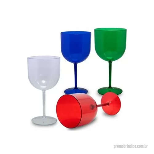 Taça personalizada - Essa taça personalizada é o novo modelo da nossa taça para gin mais vendida. Um brinde personalizado de muito sucesso!