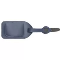 Tag de Mala Personalizada – Fabricação Própria Descrição do Produto  A Tag de Mala Personalizada é um acessório indispensável para identificar bagagens de forma prática, segura e elegante durante viagens nacionais e internacionais. Produzida com fabricação própria, oferece excelente acabamento, alta durabilidade e diversas possibilidades de personalização para destacar a identidade visual da sua marca.  Ideal para empresas, agências de turismo, companhias aéreas, eventos corporativos, hotéis e campanhas promocionais, a tag facilita a identificação rápida da bagagem, reduzindo riscos de extravio e proporcionando mais tranquilidade ao viajante.  A EV Brindes fabrica tags de mala em diferentes materiais, tamanhos, formatos e cores, desenvolvendo projetos exclusivos conforme a necessidade de cada cliente. A personalização pode incluir logotipos, campanhas promocionais, informações de contato e layouts exclusivos, tornando o produto um excelente brinde corporativo de alta utilidade.  Além d