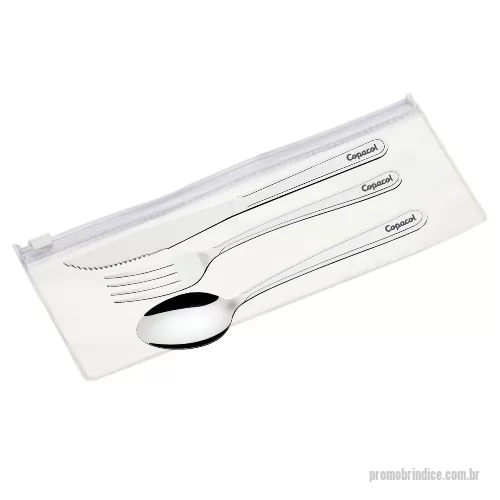 Talher personalizado - Conjunto de talheres para churrasco Tramontina em estojo de plástico com fecho tipo zip zap. Gravação da logo a laser nos cabos. Um presente tradicional, útil e durável. Um presente acessível e de alto valor agregado. Faça uma consulta e surpreenda-se com a Royal Laser. Despachamos com frete pago para Sul, Sudeste e Centro Oeste.