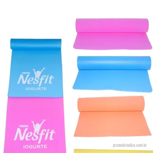 tapete de yoga personalizado - Colchonete E.V.A 1x53 5mm de espessura personalizado em silk com uma cor de impressão ( área de impressão 40x60) 50% liso de um lado texturizado do outro 50% liso dos dois lados acabamento em velcro e alça de ombro.