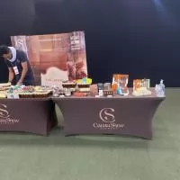 Somos fabricantes de toalhas de mesa em tecidos ,com medidas personalizadas conforme projeto.