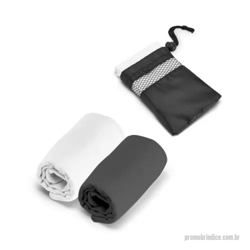 Toalha Microfibra personalizada - Toalha para esporte em microfibra (210 g/m²). Toalha prática e leve que facilita o transporte, de elevada absorção e rápida secagem. Fornecida com bolsa em 190T. 400 x 800 mm | Bolsa: 135 x 205 mm