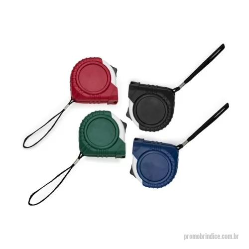 Trena personalizada - Trena de 3 metros colorida emborrachada com relevo e detalhe plástico branco. Possui trava, prendedor de metal em um dos lados e acompanha cordão de nylon.