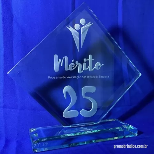Troféu de cristal ou vidro personalizado - Troféu em vidro incolor de 19mm bisotado com gravação personalizada. Corpo e base