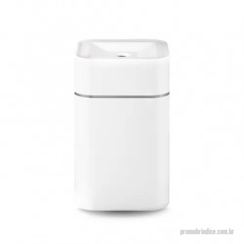 Umidificador de ar personalizado - Umidificador de ar com reservatório de água com capacidade para 230ml. dois níveis de névoa, continua e com oscilação. Acompanha filtro de algodão e cabo USB.