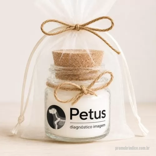 Vela ecológica personalizada - Vela aromatizada no frasco de vidro personalizado, com detalhe de rami e laço no topo.