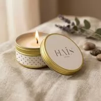 VELA AROMÁTICA 100GRS PERSONALIZADA  TAMANHO: 5X7cm CERA VEGETAL DE COCO, PAVIL DE ALGODÃO E ESSÊNCIA PREMIUM. LATINHA DE ALUMINIO 100 GRS COM TAMPA  PERSONALIZAÇÃO NO ROTULO 