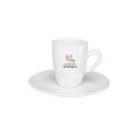 Xícara de porcelana para café com pires.